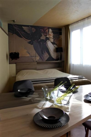 Crown apartman